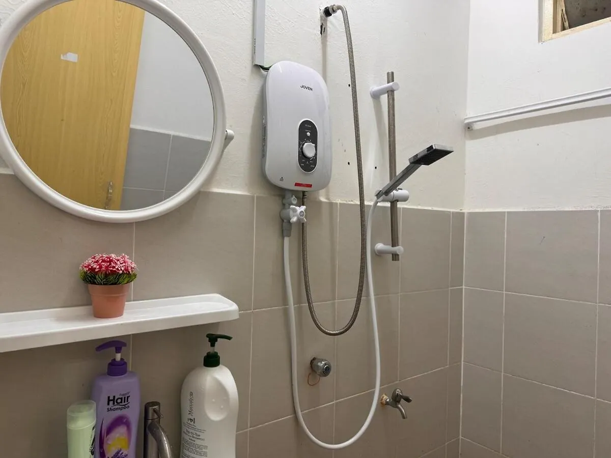 Ferienwohnung 2Pax 1Car Only Malaysian Guest Only Bayan Lepas 0*,  Ma­lay­sia
